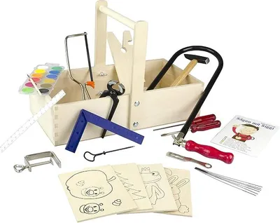 Imagen del producto de Kit de sierra de calar 432S en una caja de madera para carpintería con superficie de trabajo, 27 piezas, juego completo, caja de madera, herramientas de acero, arco de sierra de calar fabricado en Alemania, ideal para manualidades con madera, una idea de regalo para niños
