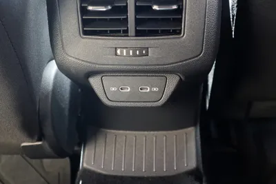 Obrázek produktu pro Originální kompletní sada Kufatec USB hub pro VW T-Roc A11 D11