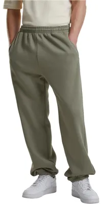Produktbild von Urban Classics Herren Sporthose Basic Essential Sweatpants, lässige Männer Freiz