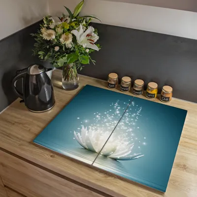 Produktbild von banjado Herdabdeckplatte zweiteilig je 30x52cm groß mit Gummi Abstandshalter, ESG Sicherheitsglas mit Motiv Magische Lotusblüte [HAP2 10630]
