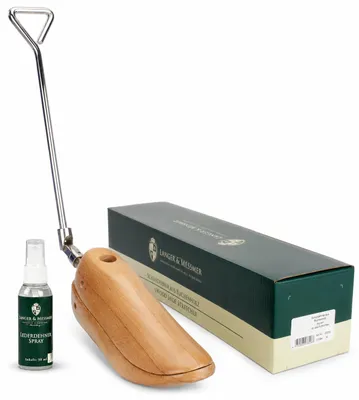 Produktbild von Langer & Messmer Stiefeldehner Zehenbox aus Buchenholz für Herren Größe M 41/43, KI-generiertes Bild