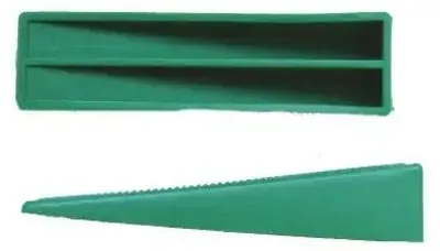 Produktbild von Amafino Fliesenkeile Fliesen-Nivellierkeile Montagekeile Kunststoff 100 Stück 85 x 22 mm Höhe 2–18 mm Grün Fliesenverlegung
