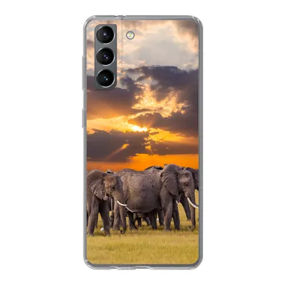 Produktbild von MuchoWow® Handyhülle Schutzhülle Hülle für Samsung Galaxy S21 Elefant - Tiere - Gras - Sonnenuntergang - Natur Silikon Softcase Handy Hülle - Softcase