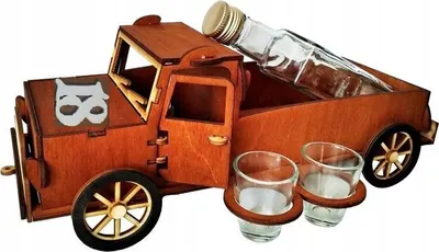 Zdjęcie produktu dla karafka auto + 6 kieliszków 18 urodziny