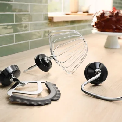 Produktbild von Bosch Serie 6 MUMS6EW13D, 5,5 l, Schwarz, Edelstahl, Weiß, Drehregler, Kneten, Mixen, 3,5 kg, 1,5 kg