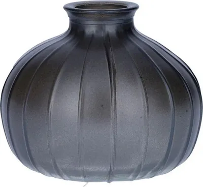 Produktbild von INNA-Glas Dekoflasche ALFHARD mit Rillen, grau-metallic, 8,5cm, Ø10,5cm - Flasche aus Glas