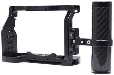 Immagine prodotto di Morsetto per impugnatura fotocamera per Alpha 7C con attacco rapido da 1/4" e 3/8"