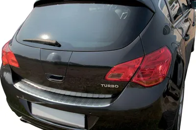 Für Opel Astra J Schrägheck ab 2010-2015 Ladekantenschutz MATT MIT ABKANTUNG in der Farbe von Recambo e.K.