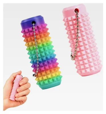 Produktbild von 2 Stück Akupressur Bälle Igelball Klein Metall Massageball Stachelball zur Stressreduktion für Rücken Beine Füße Hände