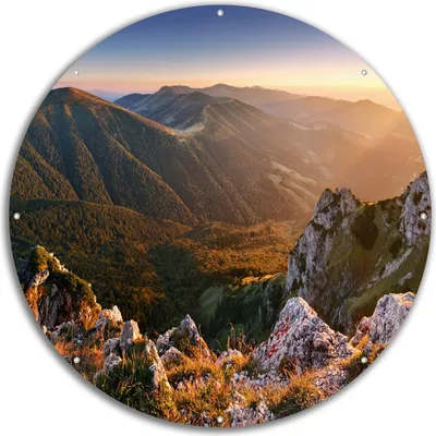 Produktbild von Wallario rundes Outdoor-Poster für Garten oder Balkon, Motiv Berglandschaft mit Sonnenuntergang in der Slowakei, 60 cm Durchmesser