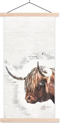 Produktbild von MuchoWow® Textilposter Scottish Hochlandrind - Tiere - Zeitungspapier 40x80 cm mit holzfarbenen Rahmen - Wohnzimmer