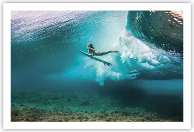 Produktbild von Poster - Poster ohne Rahmen - Surfen Unterwasser Frau - 91,5x61 cm - Wand Bild - Wanddeko - Wandbilder - Kunstposter - Wandposter - Bilder - Kunstdruck - Wanddekoration - Wandbild - P2XAA91x61-4898