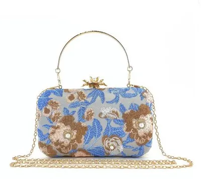 Image de Pochettes vintage pour femmes, sacs à main de soirée et sacs à main décorés, pour les mariages et les occasions formelles