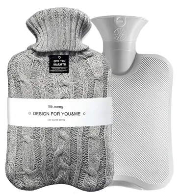 Imagen del producto de Bolsa de agua caliente con funda de tejido, 2 litros, color gris, para cama y oficina