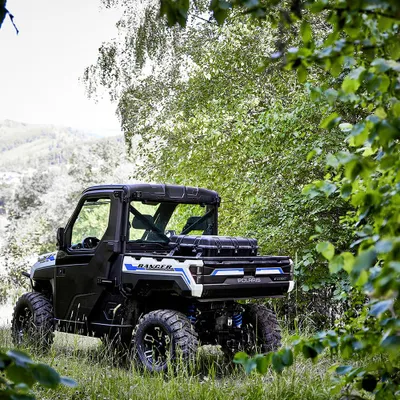 Produktbild von Jochen Schweizer Quad Side-by-Side fahren Meschede (8 Std.); Erlebnis verschenken oder selbst erleben; Gutschein gültig für 1 Person Gruppengröße: 1-5 Personen 2 Beifahrer möglich ()