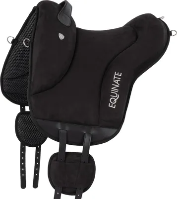 Produktbild von Equinate Reitpad Newfield aus synthetischem Wildleder Pferd Schwarz