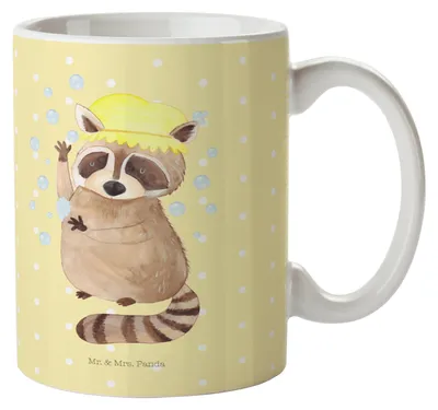 Produktbild von Mr. & Mrs. Panda Plastikbecher Waschbär - Gelb Pastell - Geschenk, Tiere, Plan, Haferl, Mehrwegbecher, Kindertasse, Waschen, Pott, Trinklernbecher, Tagträumen, Fröhlich