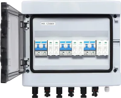 Obrázek produktu pro Solární fotovoltaická kombinovaná skříň – rozvodná skříň DC 1000 V – jistič 2P 40 A DC – přepěťová ochrana T2 20–40 kA 2P – IP65 IK10 – 3 vstupy, 3 výstupy – kabely 4–16 mm²