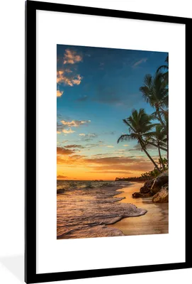 Produktbild von MuchoWow® Gerahmtes Poster Strand - Sonnenuntergang - Meer - Palme 60x90 cm - Poster mit Schwarzem Bilderrahmen Wandposter Rahmen Foto Bilder - Dekoration - Wandposter Wohnzimmer - Hochwertig