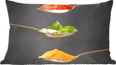 Produktbild von MuchoWow® Zierkissen Sofakissen Wohnzimmer Dekokissen 50x30 cm Kräuter - Löffel - Gewürze - Schwarz - Italienisch - Wohnzimmerdekoration - Polster mit Photo