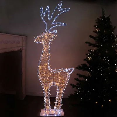 Zdjęcie produktu dla Renifer 3D XXL 562 LED 150 cm wysokości, ciepła biel, zimna biel, Boże Narodzenie, na zewnątrz