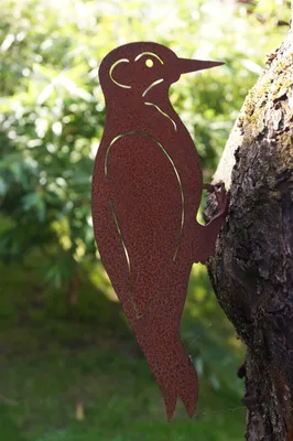 Produktbild von Edelrost Specht mit Schraube für Holz