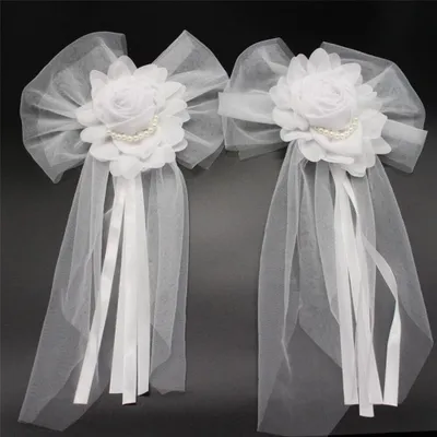 Produktbild von Autoschmuck Hochzeit Schleife, Hochzeitsdeko Weiß Autoschleifen Hochzeit Vintage Spitzenblume Antennenschleifen Hochzeit Autodeko Autoschleifen für Auto Hochzeit Deko Zimmerdeko, 1 Paar 25cmx33cm