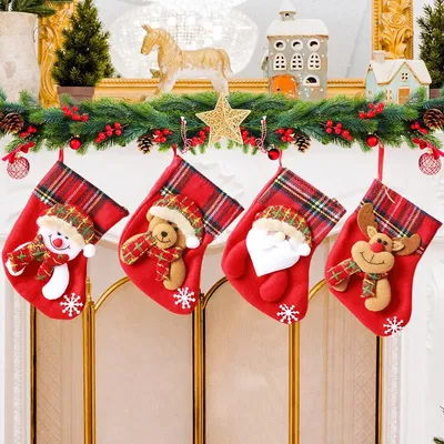 Weihnachtsstrümpfe 4er Set, Flanell, rot, zum Befüllen und Aufhängen