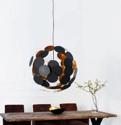 Produktbild von cagü: XL Retro Design Lounge Hängelampe PLATO Schwarz-Gold aus 50 Metallscheiben 70cm Ø - Zeitlos Edler Designklassiker!