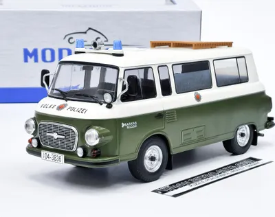 Produktbild von MCG 18009 Barkas B 1000 Volkspolizei 1965 grün weiß 1:18