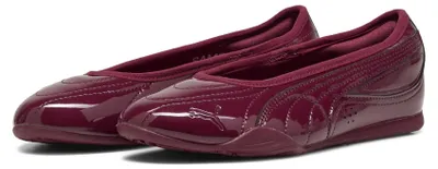 Produktbild von Puma Damen Catch Soleil Ballerina Chic Sneaker, Granat Glow Black, 38.5 EU