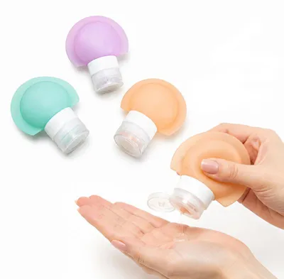 Produktbild von Ecarla Set aus 3 Silikon-Reiseflaschen für Kosmetik, 3 x 60 ml