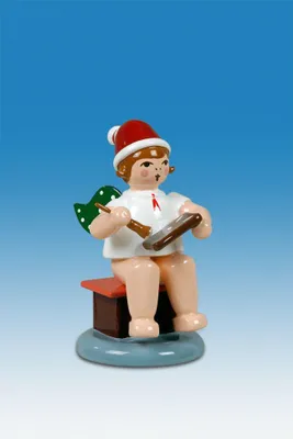 Produktbild von Holzfigur Bäckerengel mit Pfefferkuchen und Mütze Höhe 6cm NEU