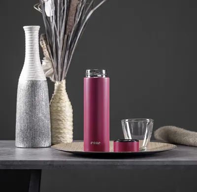 Produktbild von reer Isolierflasche ColourDesign rot 0,45 l