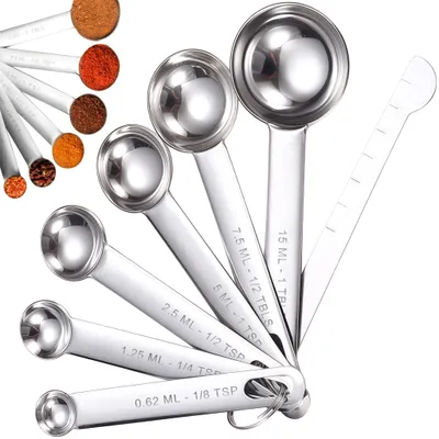 7-teiliges Edelstahl-Messlöffel-Set mit Messbecher