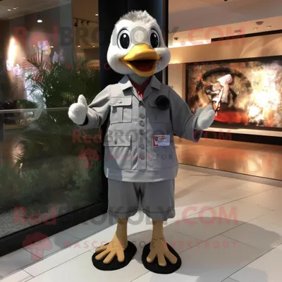 Produktbild von GrauGänse REDBROKOLY Maskottchen kostüm mit Strampler und Krawattennadeln