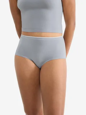 Obrázok produktu pre sloggi 2-pack GO Sense High Waist Panty Nohavičky s vysokým pásom v modernom dizajne, s jemným kontrastným prúžkom na okraji pásu, s malým nápisom značky Heatseal nad manžetami nohavičiek