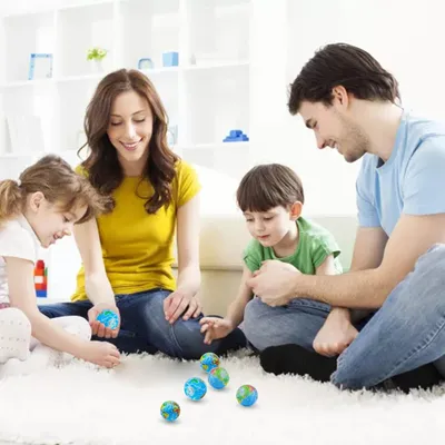 Produktbild von Pack von 12 Anti-Stress Ballen - Mini Globe Stressballen für Kinder - Schaumstoff Sportballen - Stressgeschenke