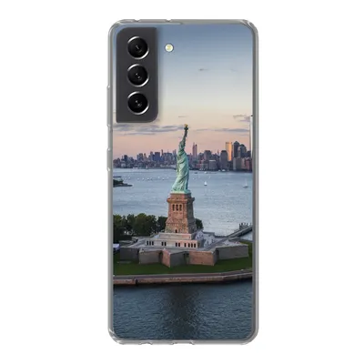Produktbild von MuchoWow® Handyhülle Schutzhülle Hülle für Samsung Galaxy S21 FE New York - Freiheitsstatue - Skyline Silikon Softcase Handy Hülle - Mobiltelefonhülle
