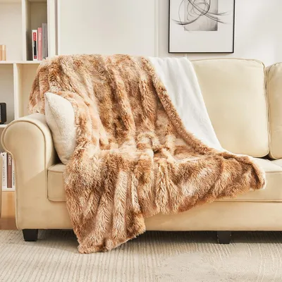 Zdjęcie produktu dla Koc polarowy 150 x 200 cm, brązowy, do kanapy