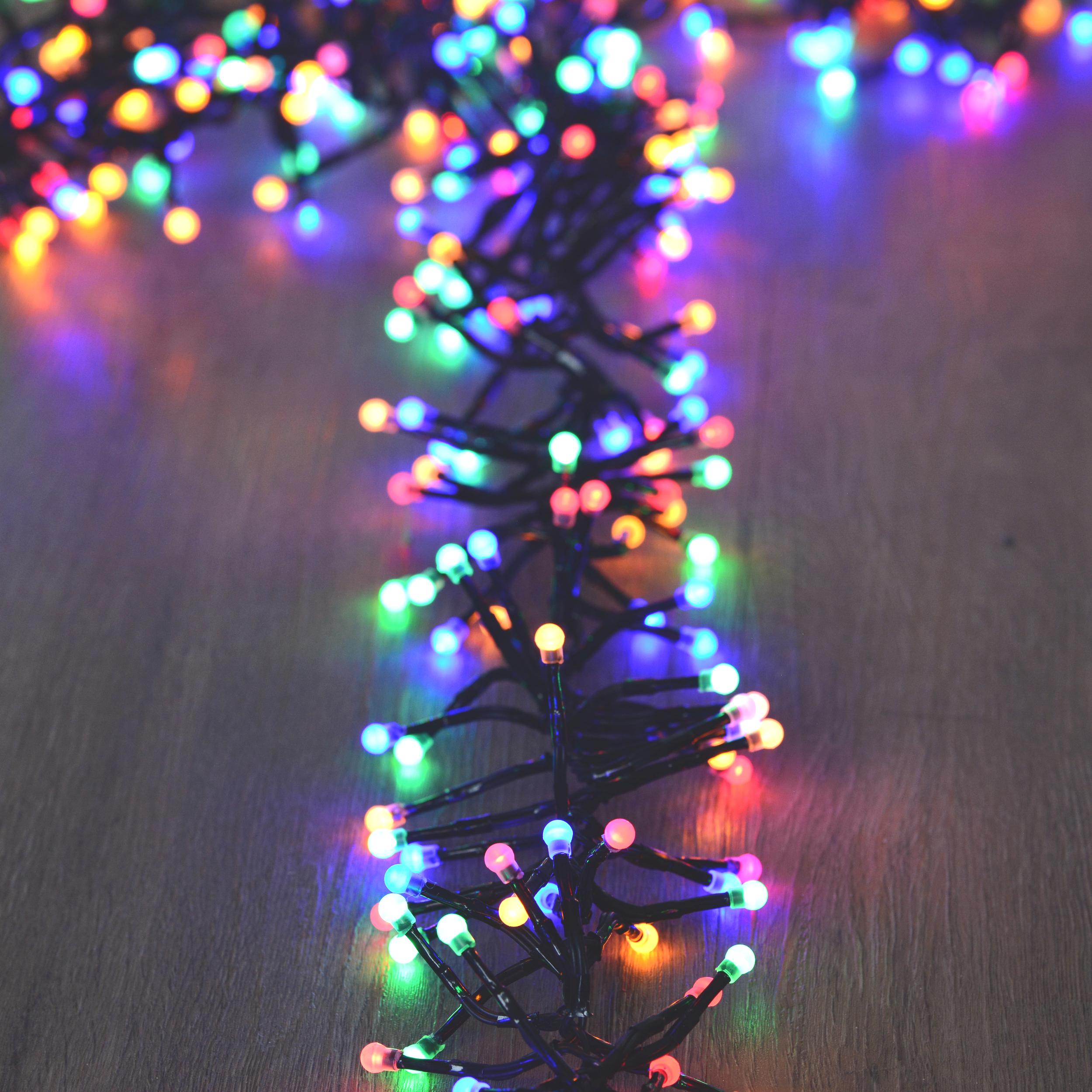 INtrenDU Lichterkette bunt 768LED 5,5m mit Beleuchtungsprogrammen