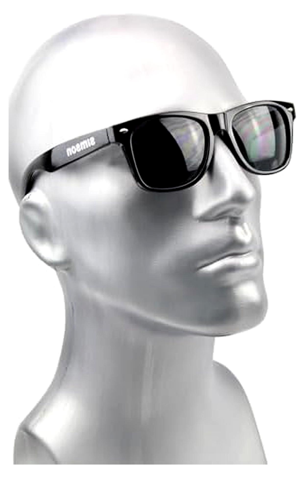 Markenlos Sonnenbrille mit schwarzem Kunststoffgestell und UV400-Sonnenschutz