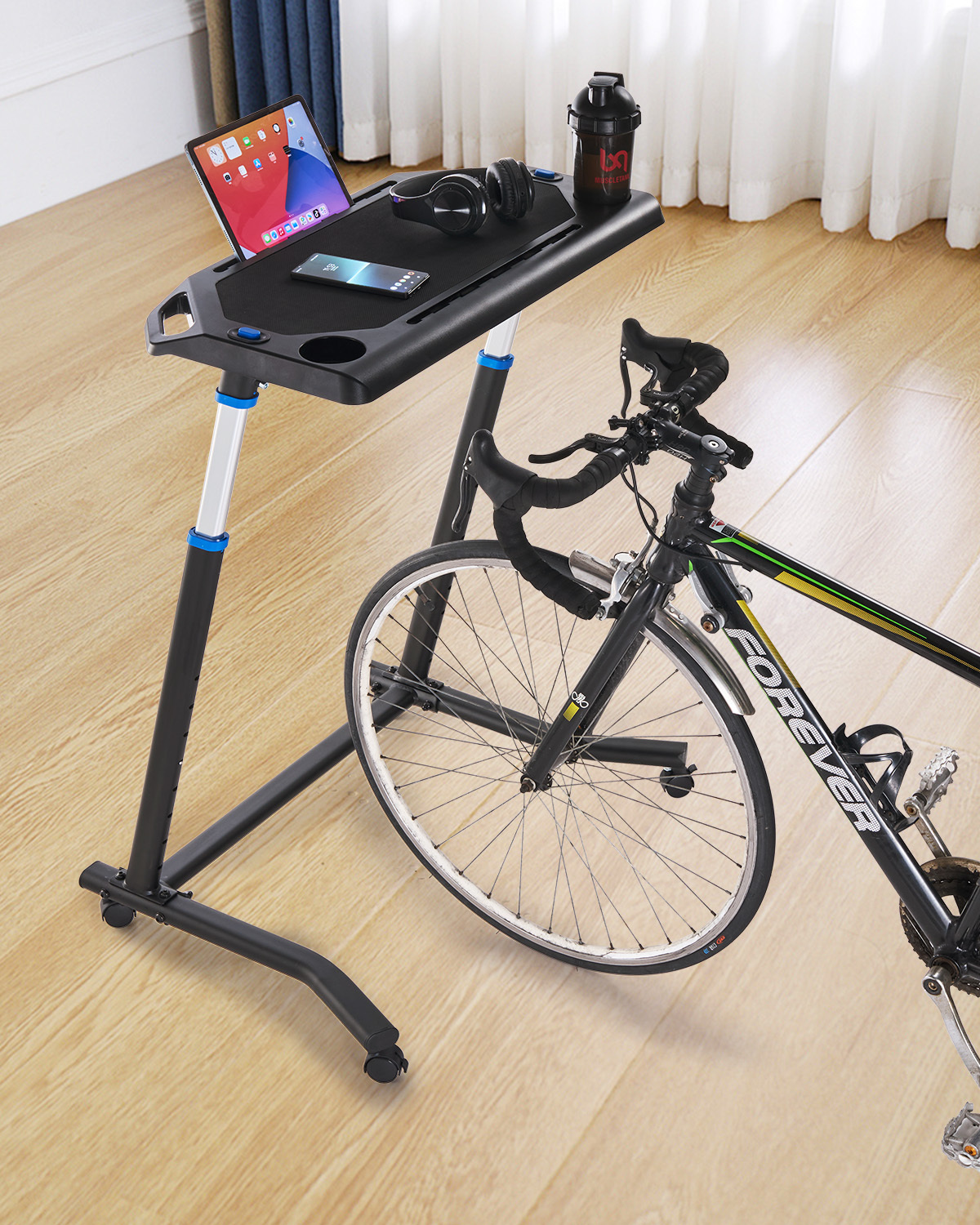 VEVOR Bike Table Pevný skladací nastaviteľný stôl na bicykel a bežecký pás s viacerými slotmi pre cyklistické trenažéry a riadidlá