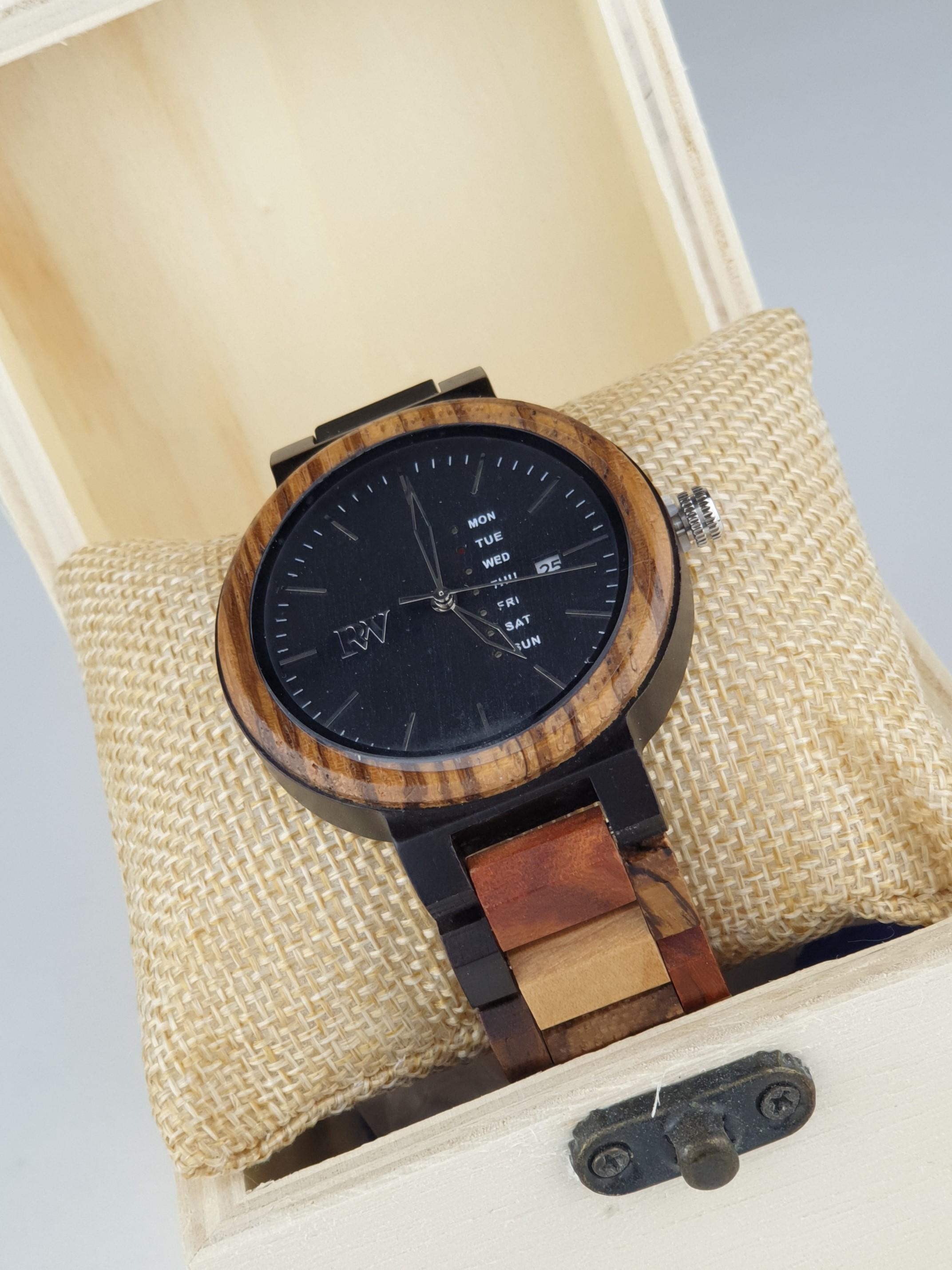 Rizes Crete Rizes WOOD Armbanduhr Holzuhr aus Olivenholz mit Faltschließe