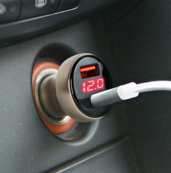 HomeShopXL Autoladegerät 12V und 24V - USB A & USB C - Autoladegerät USB - USB C Autoladegerät 2 Ports - Autoladegerät - Zigarettenanzünder USB Ladegerät Auto - Schnellladegerät - 4x schnelleres Laden! 55025