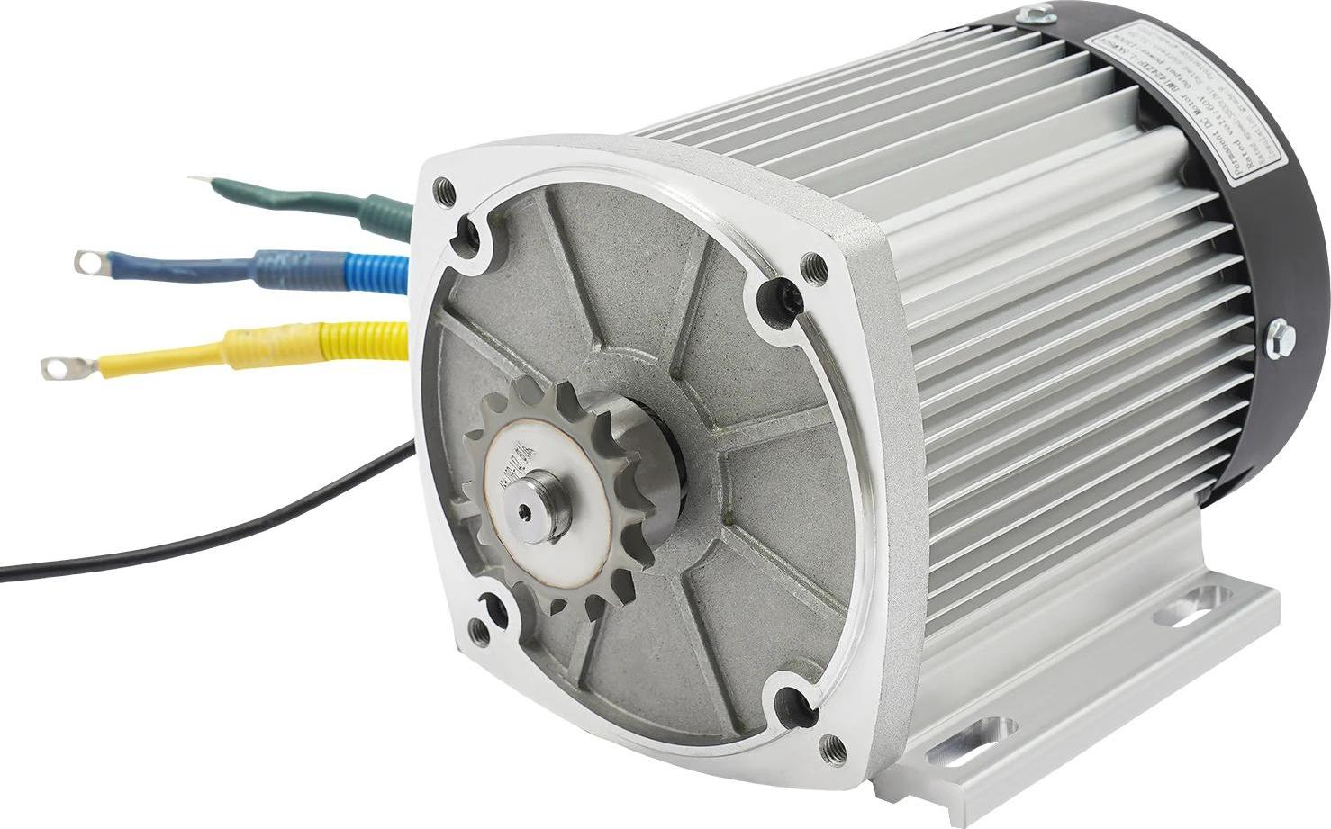 StarTech Elektromotor Set - 1500 W Gleichstrommotor mit Controller - 3500 U/min - Für E-Scooter und Motorrad - Silber