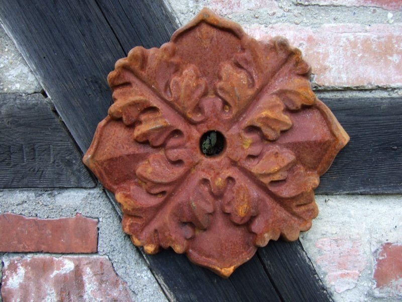 Antikas Maueranker, Pfettenanker, Wand Ornament, Wandanker, Sparrenanker, antik Blüte