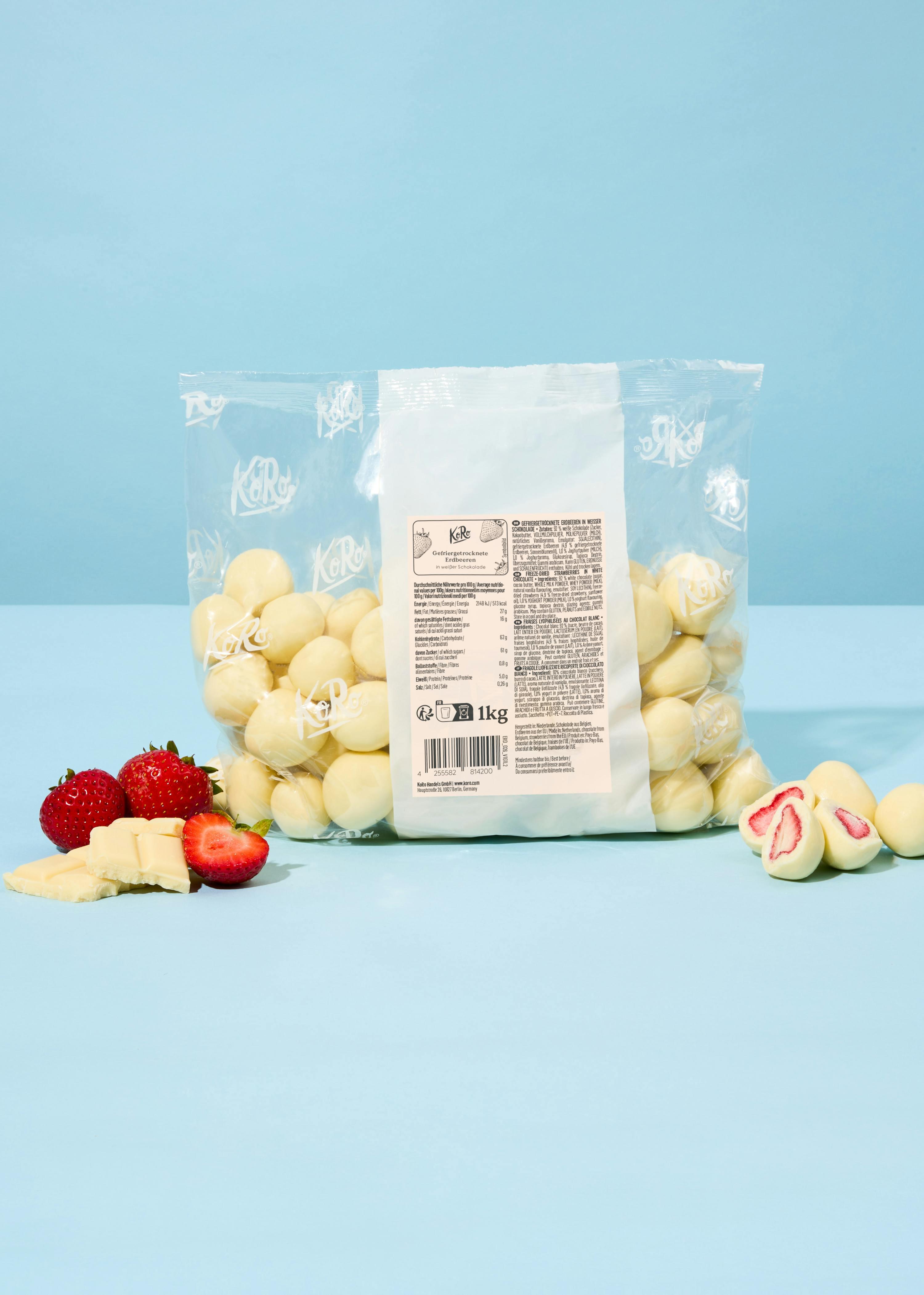 KoRo | Gefriergetrocknete Erdbeeren in weißer Schokolade 1 kg