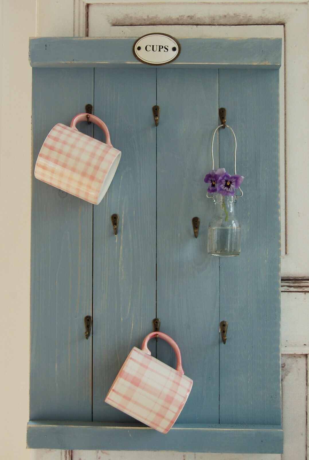 Windschief Living Landhaus Tassenregal Cups CLEO Tassenhalter Handgefertigt Shabby Chic Taubenblau