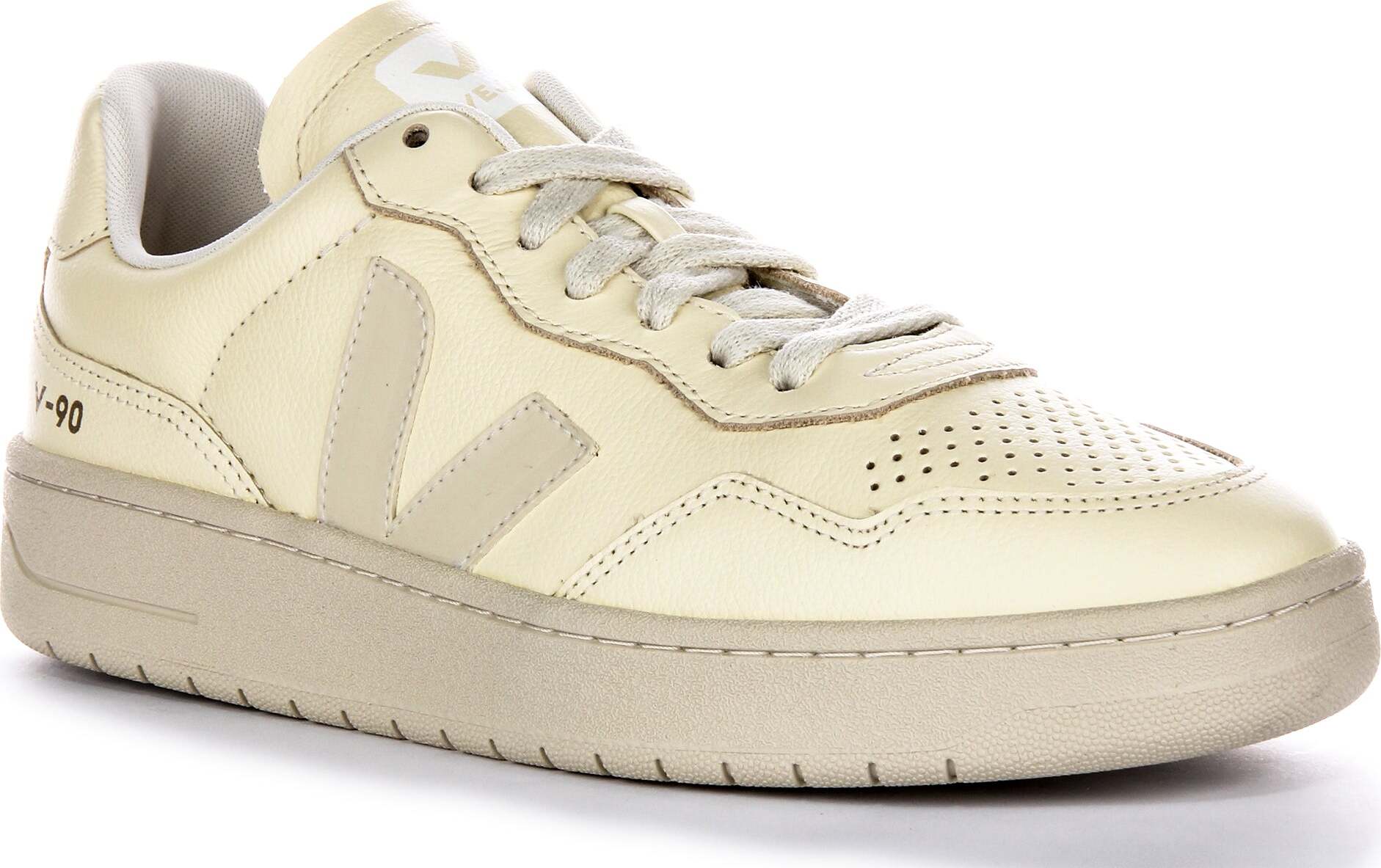Damen Sneaker aus Leder Veja V 90 mit flachen Schnürsenkeln und seitlichem OT Lederlogo in Creme – 7 Großbritannien - 40 EU - 9 US / Creme